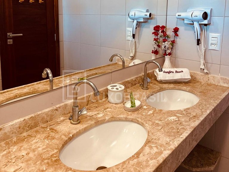 LB – CE801 Temporada em Guajiru: Casa com 4 Suítes - Ceará |