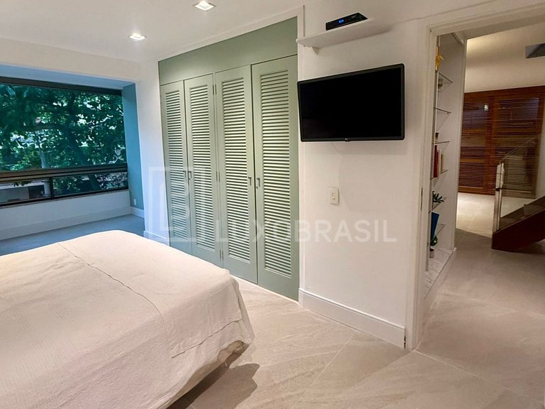 LB - RJ130 Duplex Penthouse with Private Pool in Barra da Ti