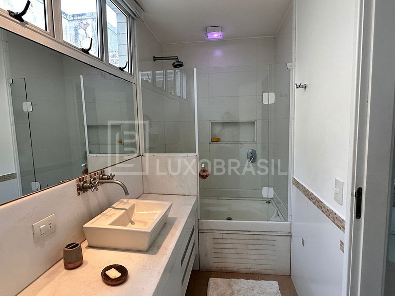 LB - RJ935 Cobertura Duplex com 5 Suítes À Venda - Barra da