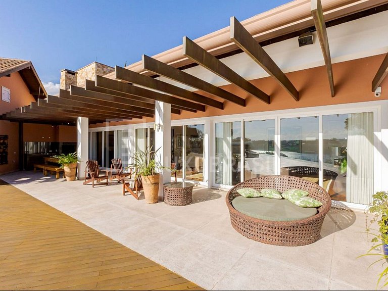 LB - PR01 Casa Solar: Lakeside Refuge – Curitiba | Vacation
