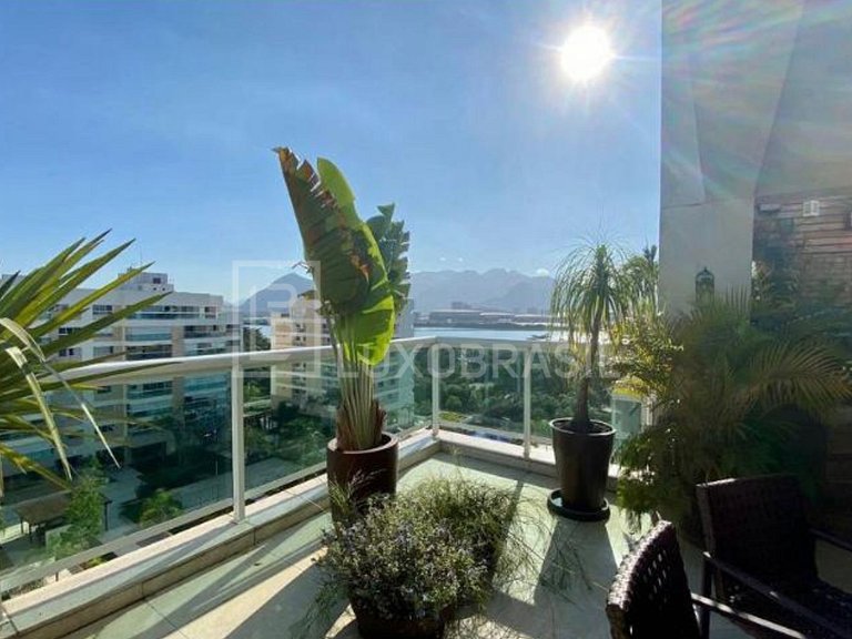 LB - RJ844 Cobertura com 03 dormitórios à venda, 345 m² - Ba