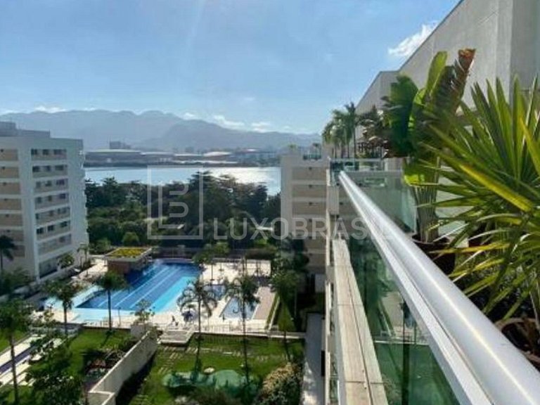 LB - RJ844 Cobertura com 03 dormitórios à venda, 345 m² - Ba