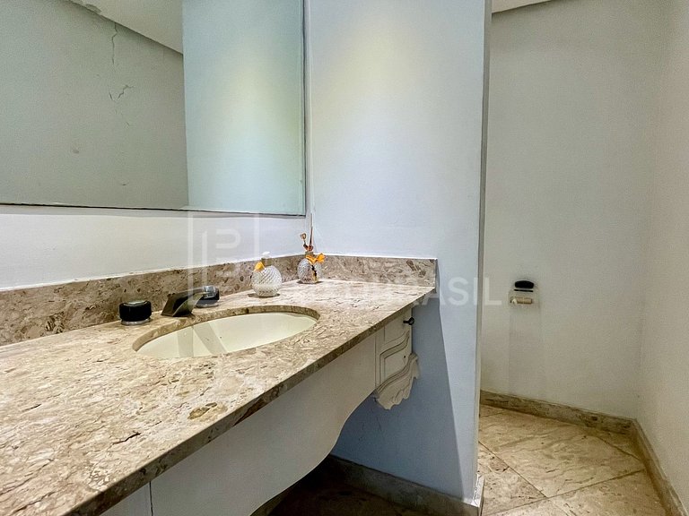 LB - RJ1000 Cobertura Triplex com 1.080m² – Menor m² da Barr