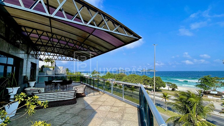 LB - RJ1000 Cobertura Triplex com 1.080m² – Menor m² da Barr