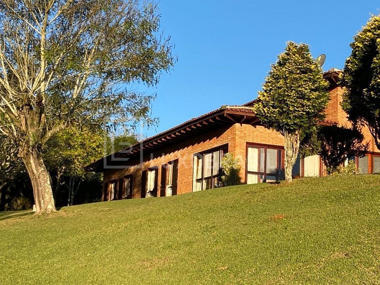 LB - SP801 Exclusiva Finca de 97.000 m² en Mairinque – A 60