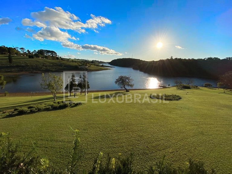 LB - SP801 Exclusiva Finca de 97.000 m² en Mairinque – A 60