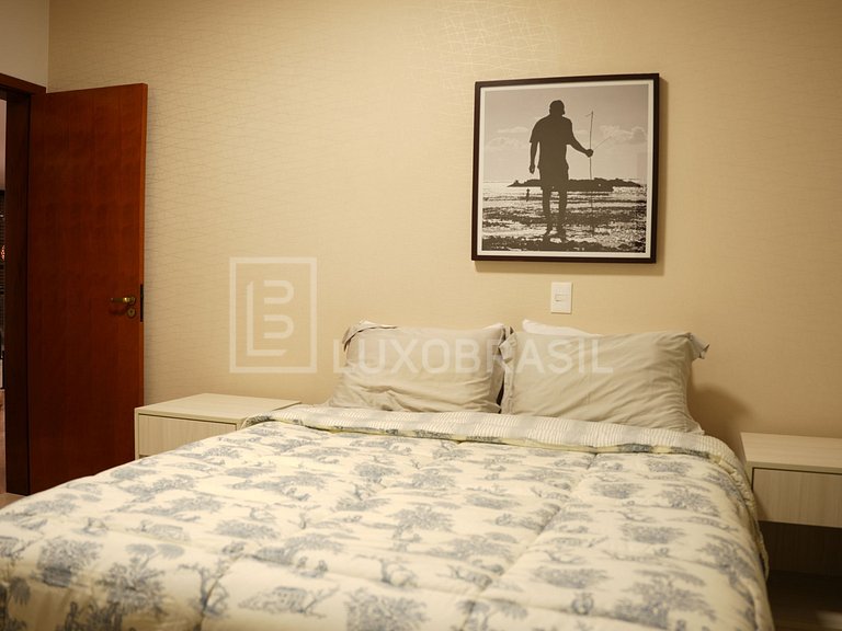 LB - SP804 Magnificent 6-Suite Home in Costa do Sol Gated Co