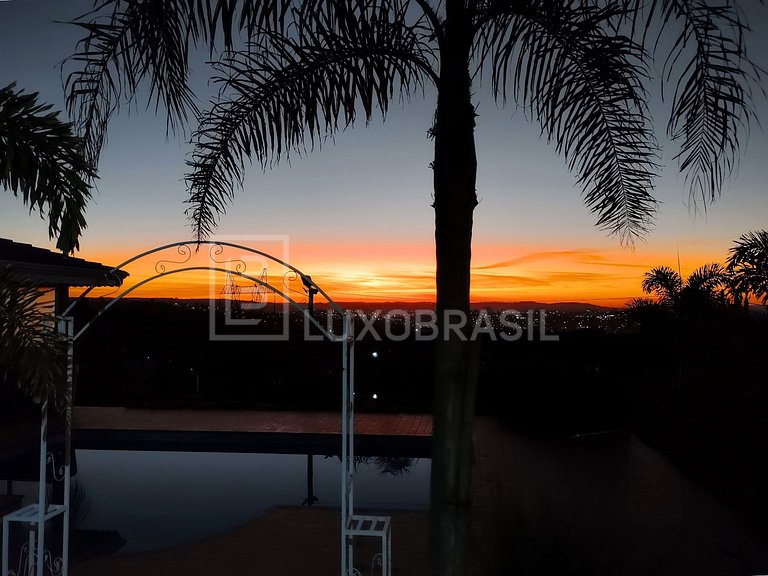 LB - SP803 Sítio Exclusivo de 24.700 m² com Vista Deslumbran