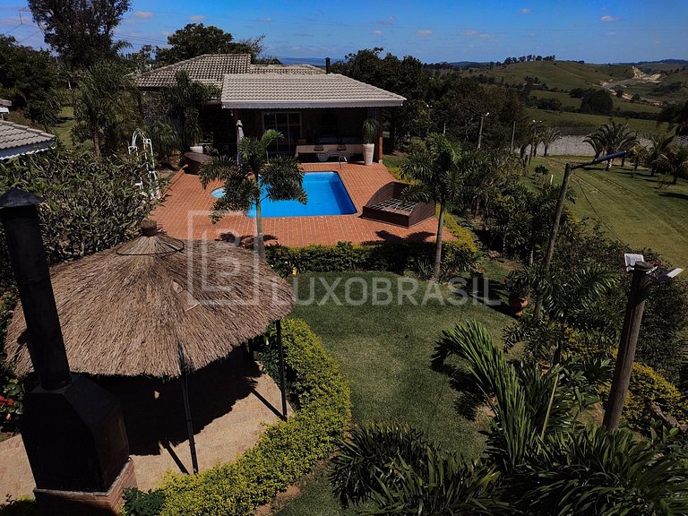 LB - SP803 Sítio Exclusivo de 24.700 m² com Vista Deslumbran