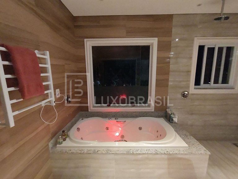 LB - SP803 Sítio Exclusivo de 24.700 m² com Vista Deslumbran