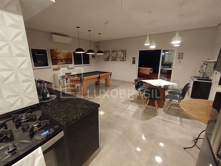 LB - SP803 Sítio Exclusivo de 24.700 m² com Vista Deslumbran