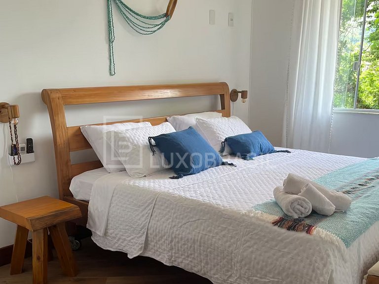 LB - AR803 6-Suite House with Ocean View in Porto Galo Condo