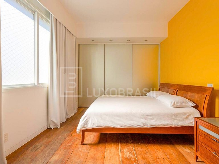 LB - RJ129 Cobertura Tríplex 6 Suítes Luxuosa no Leme Frente
