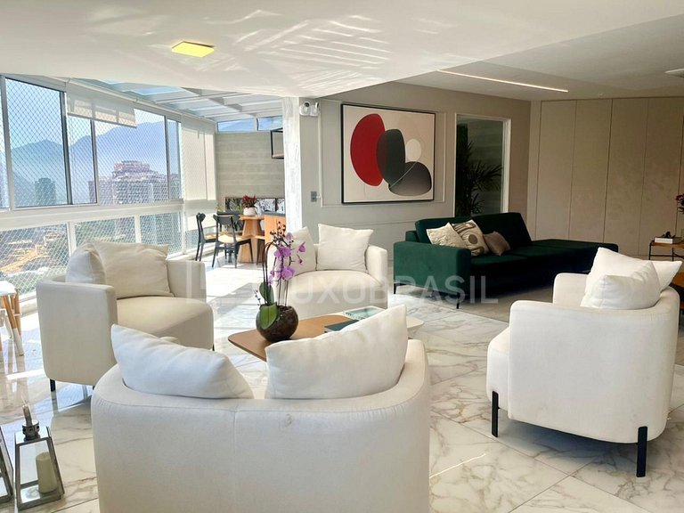 LB - RJ902 Apartamento 3 Suítes à Venda no Atlântico Sul – B