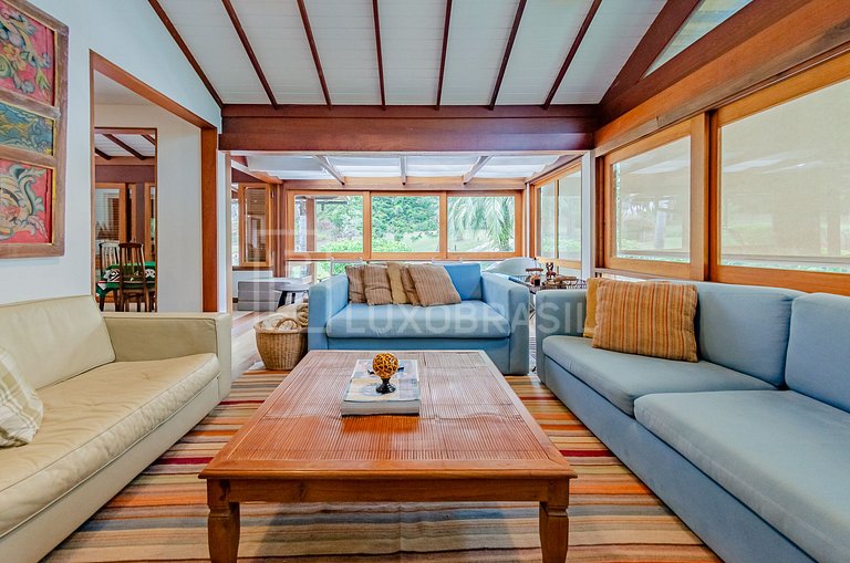 Casa das Videiras – 5 Quartos de Luxo em Petrópolis