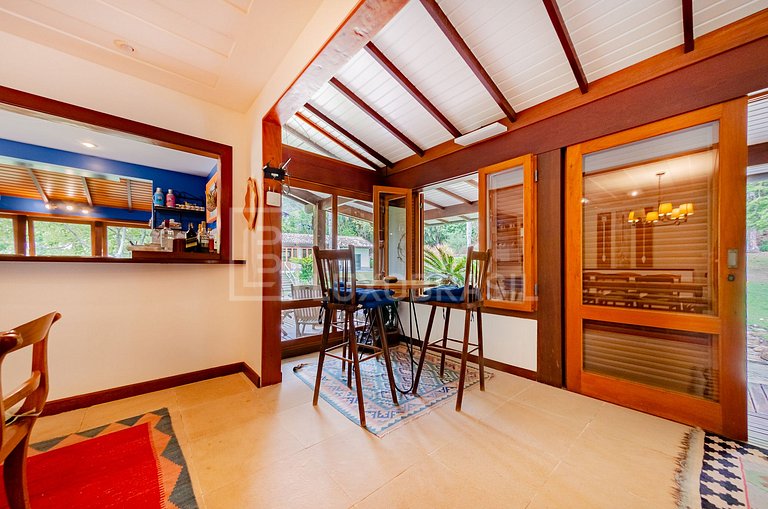 Casa das Videiras – 5 Quartos de Luxo em Petrópolis