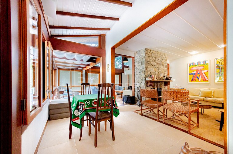 Casa das Videiras – 5 Quartos de Luxo em Petrópolis