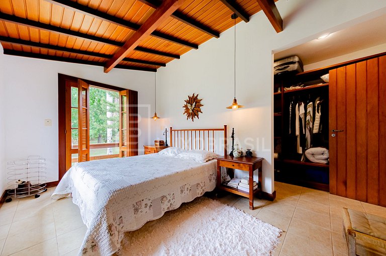 Casa das Videiras – 5 Quartos de Luxo em Petrópolis