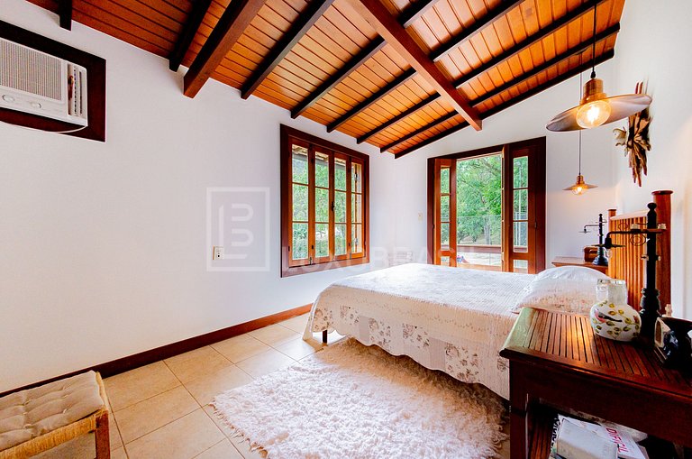 Casa das Videiras – 5 Quartos de Luxo em Petrópolis