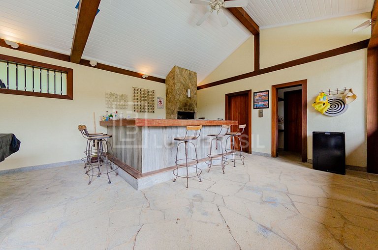 Casa das Videiras – 5 Quartos de Luxo em Petrópolis