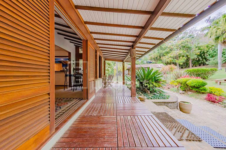 Casa das Videiras – 5 Quartos de Luxo em Petrópolis