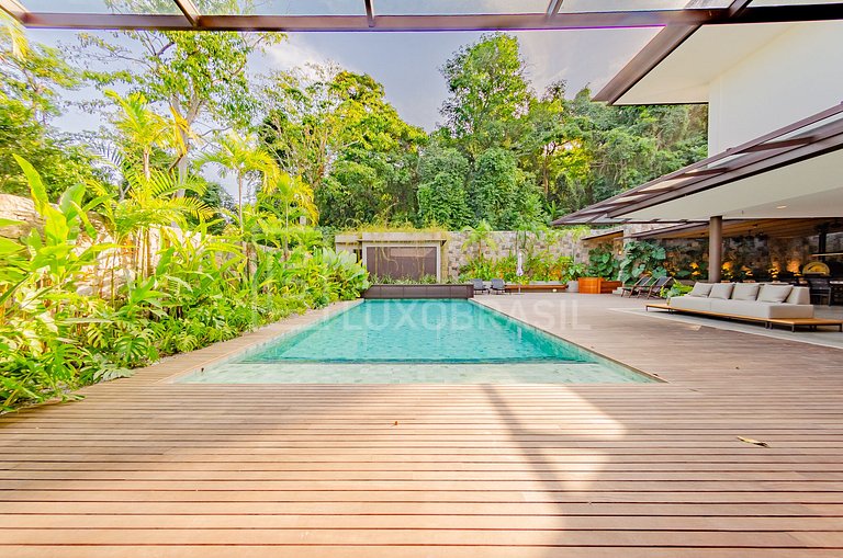LB #RJ90 Mansión de Ensueño: 5 suites en Reserva Itanhangá