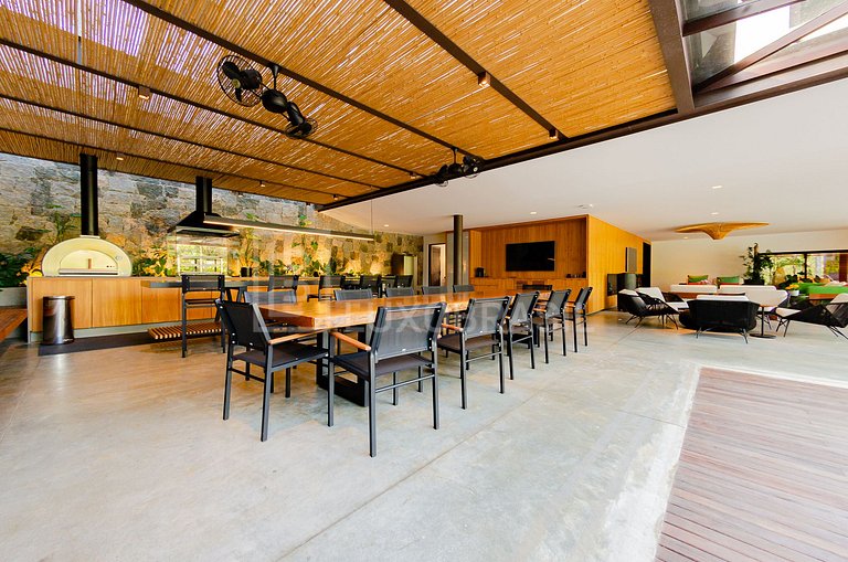 LB #RJ90 Mansión de Ensueño: 5 suites en Reserva Itanhangá