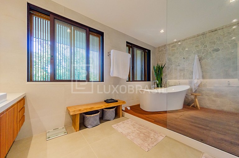 LB #RJ90 Mansión de Ensueño: 5 suites en Reserva Itanhangá