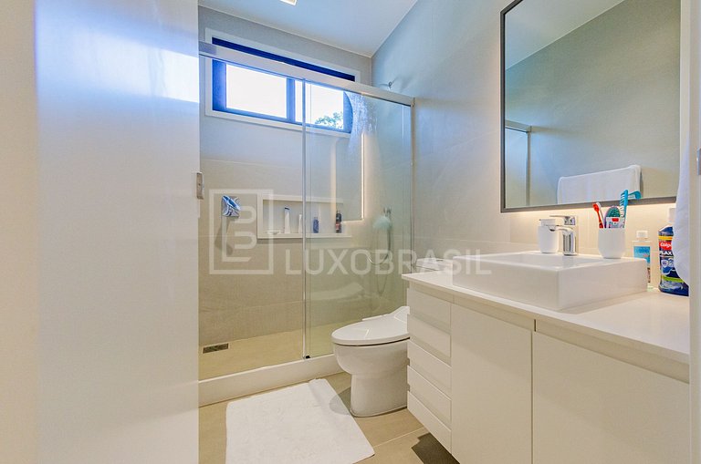 LB #RJ90 Mansión de Ensueño: 5 suites en Reserva Itanhangá