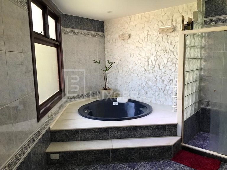 LB – NIT800 Casa de 7 Suites con Vista al Mar en Venta – Cam