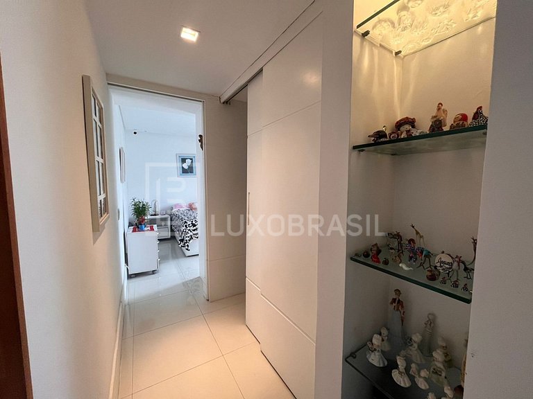 LB - RJ972 Apartamento 57 m² à venda no Barra Beach – R$ 1.1