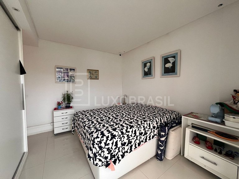 LB - RJ972 Apartamento 57 m² à venda no Barra Beach – R$ 1.1