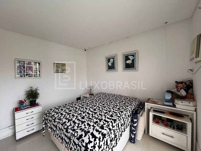 LB - RJ972 Apartamento 57 m² à venda no Barra Beach – R$ 1.1