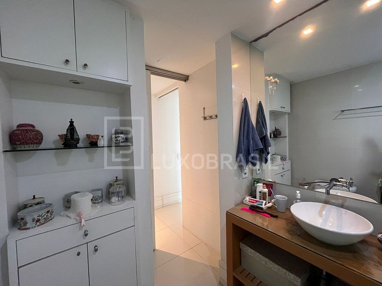 LB - RJ972 Apartamento 57 m² à venda no Barra Beach – R$ 1.1
