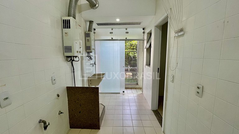 LB - RJ985 Apartamento 4 Quartos no Alfa Barra 3 À Venda - B