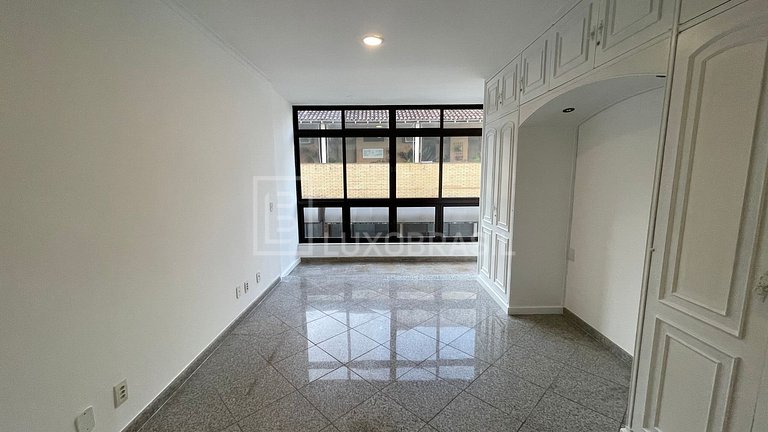 RJ987 - Apartamento Frontal Mar 232 m² à Venda - Barra da Ti