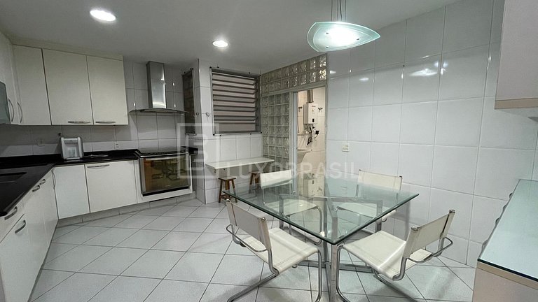 RJ987 – Oceanfront Apartment 232 m² for Sale – Barra da Tiju