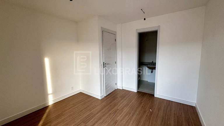 LB - RJ991 Linear Penthouse 188 m² for Sale – Orygem Condomi