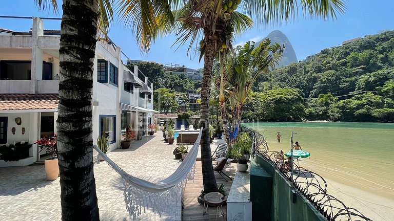 LB - RJ904 3-Bedroom House at Praia dos Amores - Barra da Ti