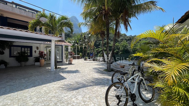LB - RJ904 3-Bedroom House at Praia dos Amores - Barra da Ti