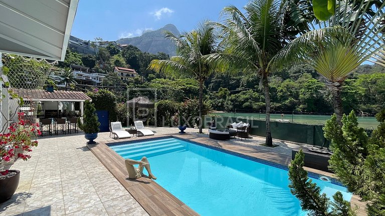 LB - RJ904 3-Bedroom House at Praia dos Amores - Barra da Ti