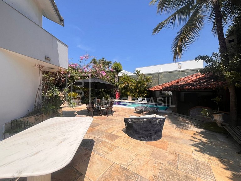 LUXOBRASIL #RJ52 House 05 Suites Interlagos de Itaúna Vacati