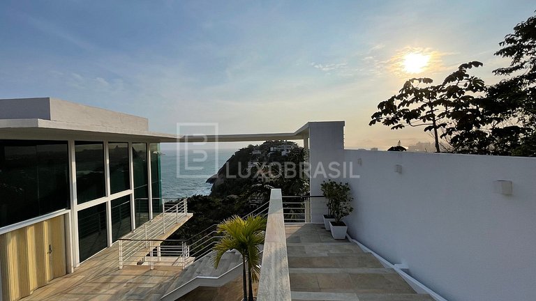 LuxoBrasil #RJ45 House of Dreams Joá Seasonal Rent