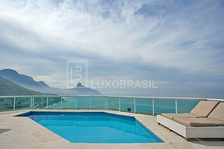 LB - RJ992 Mansão Exclusiva no Joá com Vista Panorâmica à Ve