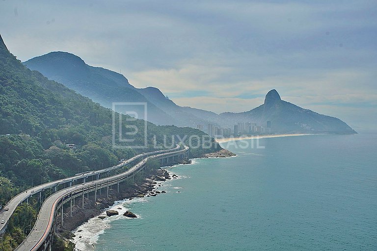 LB - RJ992 Mansão Exclusiva no Joá com Vista Panorâmica à Ve