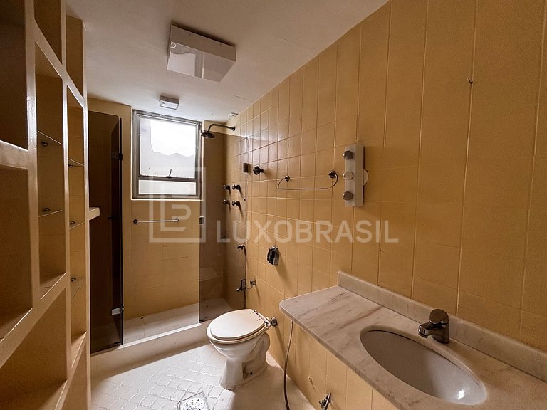 LB - RJ882 Apartamento 04 Quartos e Vista Lateral Mar à Vend