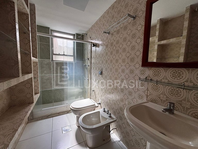LB - RJ882 Apartamento 04 Quartos e Vista Lateral Mar à Vend