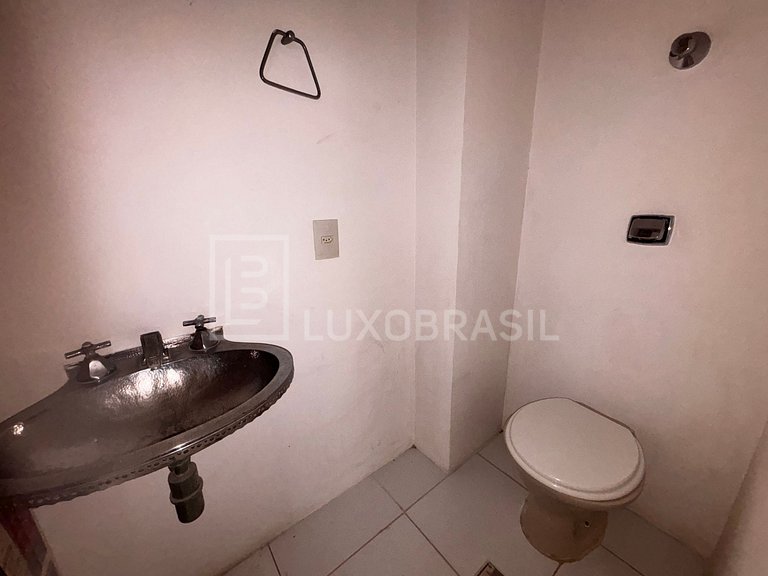 LB - RJ882 Apartamento 04 Quartos e Vista Lateral Mar à Vend