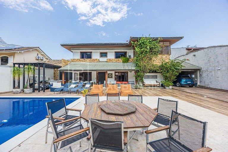 LB - RJ997 | Casa con 4 Suites en Venta en Greenwood Park –