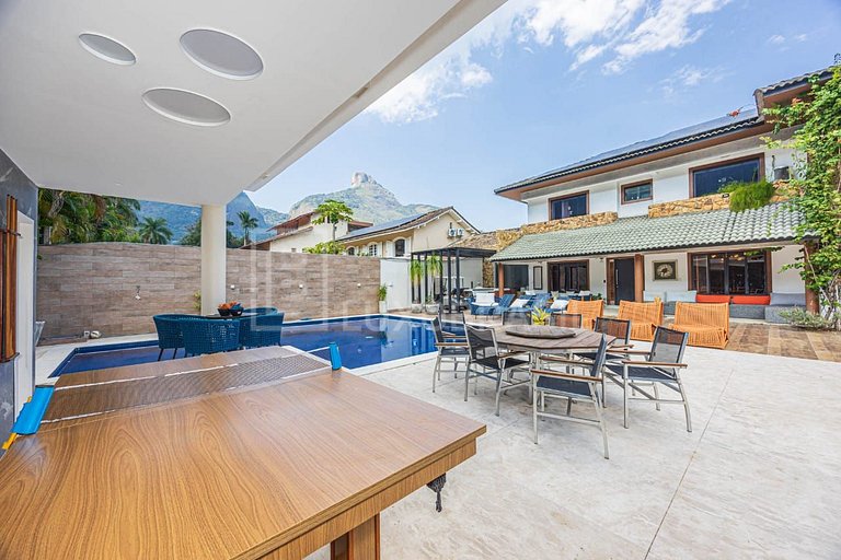 LB - RJ997 | Casa con 4 Suites en Venta en Greenwood Park –